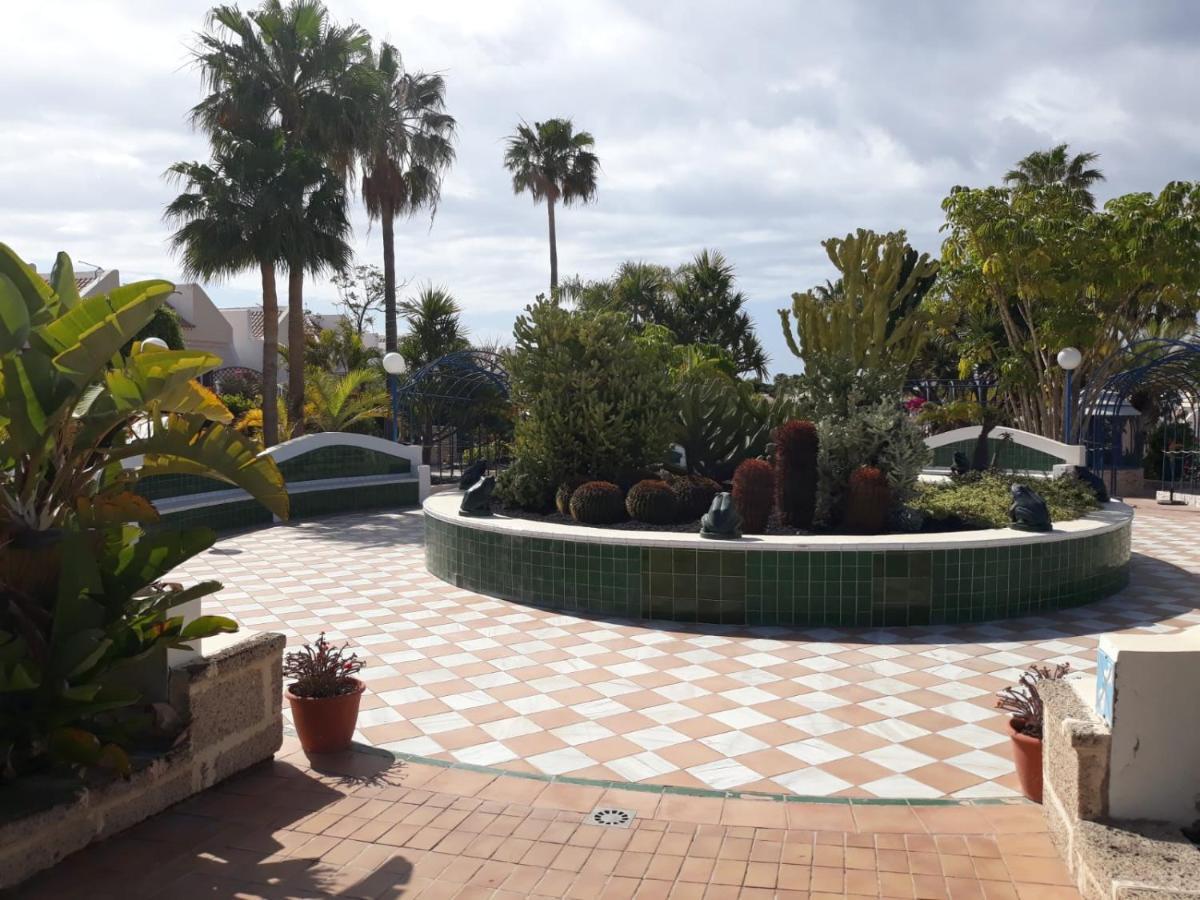 Bungalow In The Palms Apartment San Miguel de Abona Bagian luar foto